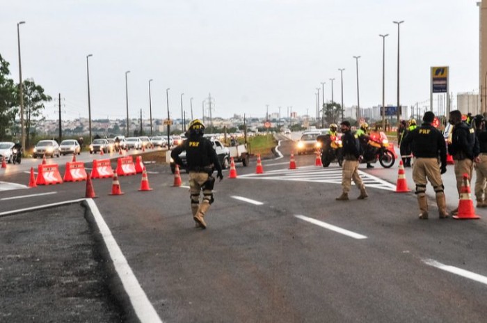 Comissão debate projeto da PRF para melhorar atendimento a autistas