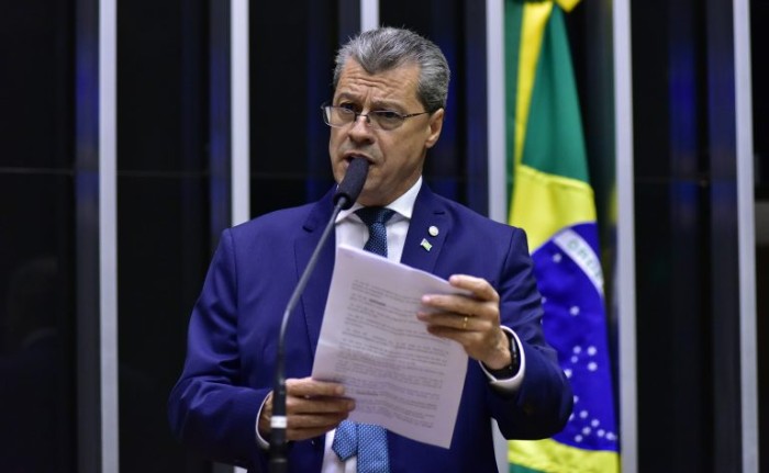 Comissão aprova projeto que altera regra de contratos de parceria rural para confinamento de animais