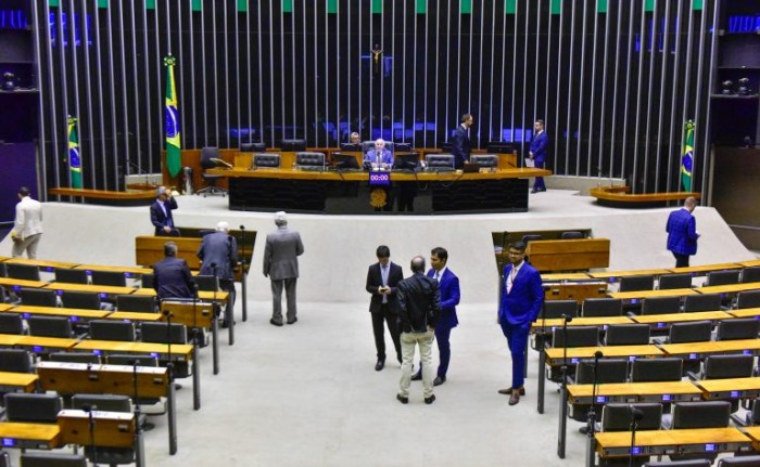 Câmara analisa emendas do Senado ao projeto do arcabouço fiscal; acompanhe