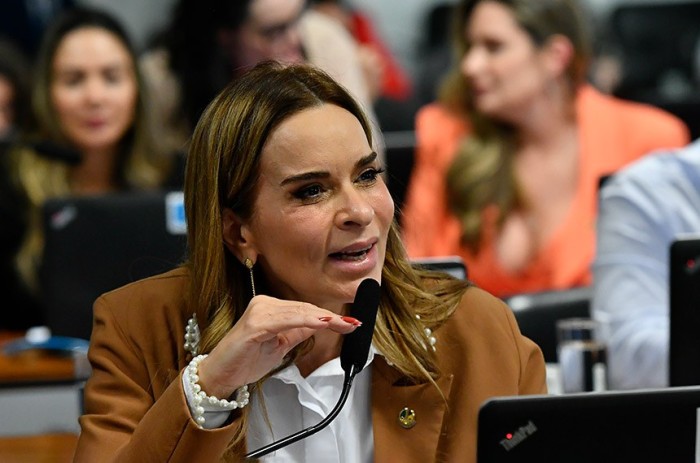 CCJ adia votação sobre comércio de plasma humano