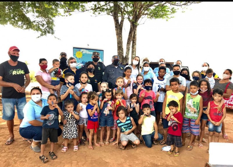 PM realiza ‘Operação Criança Feliz’ e entrega 13,5 mil brinquedos no norte do Estado
