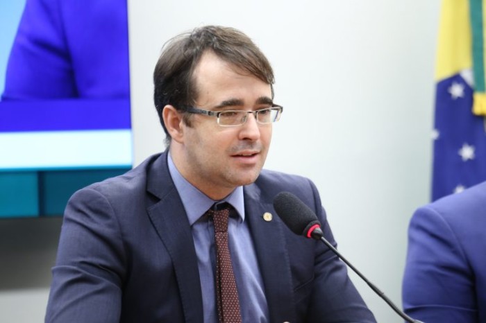 Projeto prevê instalação de sonorizador em rodovia federal para alertar motorista sobre entrada no acostamento