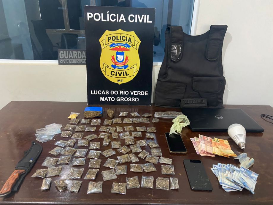 Polícia Civil prende sete pessoas por envolvimento em roubos e tráfico de drogas 