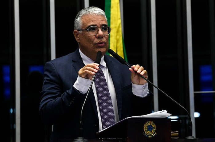 Para Girão, defensorias públicas atuam 'a favor do aborto'