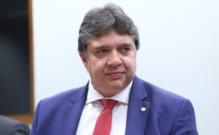 Projeto prevê ônibus de fretamento nas faixas exclusivas de trânsito