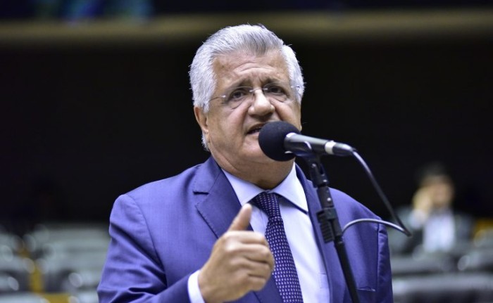 CCJ aprova projeto que destina aparelhos eletrônicos apreendidos a escolas públicas