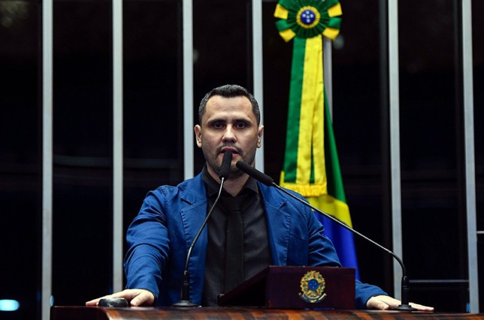 Cleitinho critica Ministério da Justiça por imagens do 8/1 apagadas