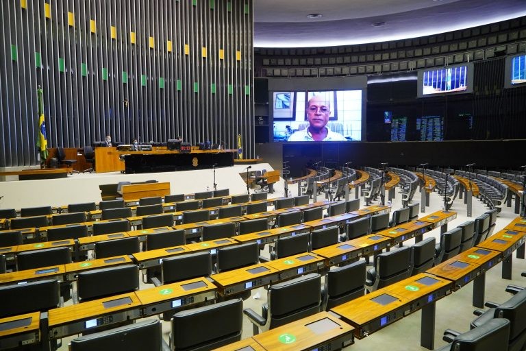 Câmara aprova MP que destina R$ 235 mi para enfrentar pandemia em áreas indígenas