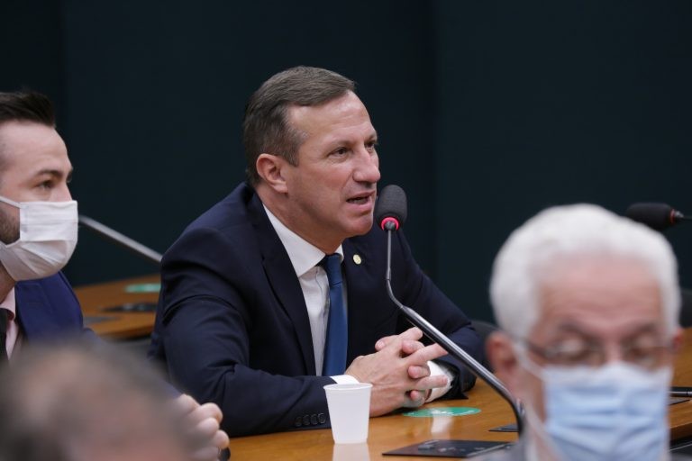 Comissão aprova reaproveitamento de PMs e bombeiros aposentados por deficiência física