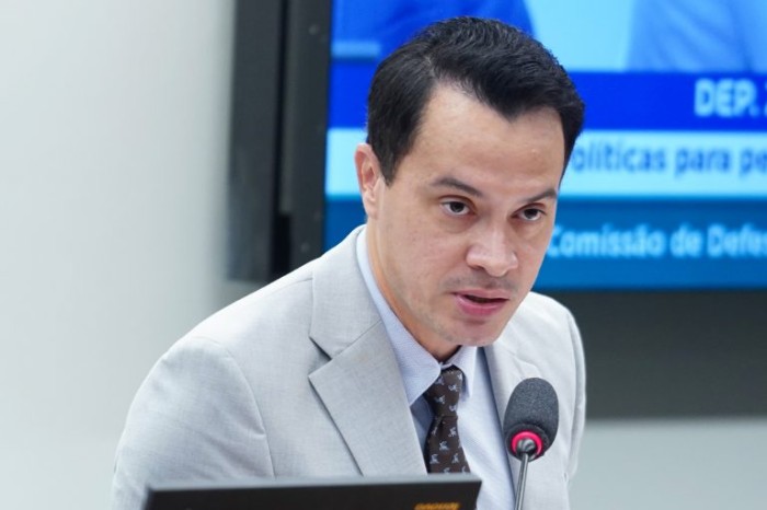 Comissão aprova acessibilidade em hospitais a pessoa com nanismo