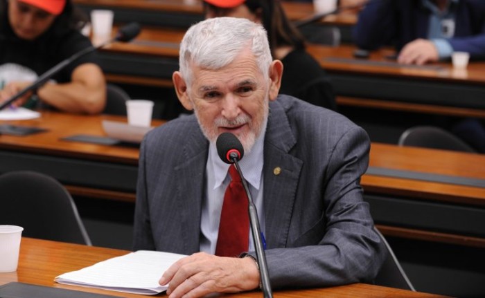 CCJ aprova prisão para quem divulgar dados de criança vítima ou testemunha de violência