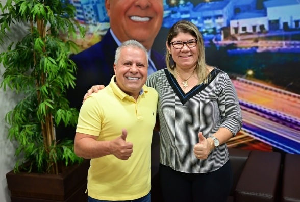 Chico recebe prefeita de São Félix do Araguaia e debatem sobre demandas município 