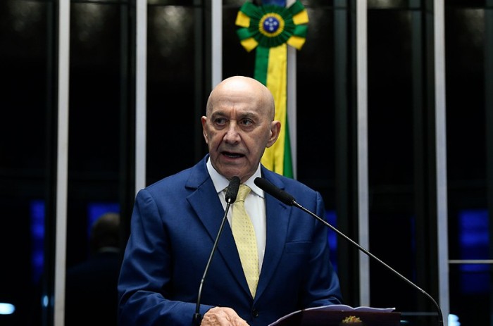 Confúcio Moura destaca importância da educação do futuro para o país