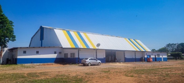 Melhorias na escola e revitalização de ginásio em Groslândia serão entregues nesta quinta-feira (14)