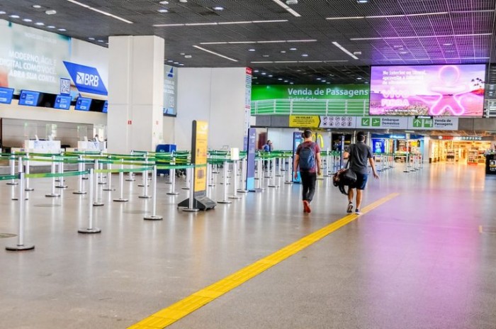 Adiado debate sobre as consequências da suspensão de emissão de passagens pela 123milhas