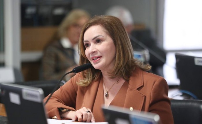 Comissão aprova projeto para qualificação de profissionais que trabalham em salas de aula inclusivas