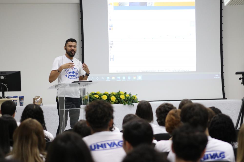 UNIVAG abre inscrição gratuita para Super Aulas preparatória do Enem