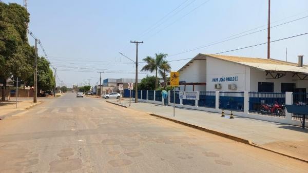 Parlamentar pede recuperação asfáltica e sinalização de trânsito em trecho da Alencar Bortolanza