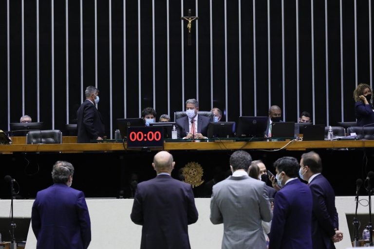 Câmara pode votar na terça-feira proposta que altera composição do CNMP