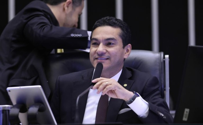 Câmara aprova projeto de combate a crimes praticados contra crianças e adolescentes; acompanhe