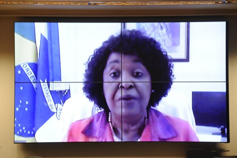 Deputadas pedem aprovação de projeto que reconhece charge e grafite como manifestações culturais