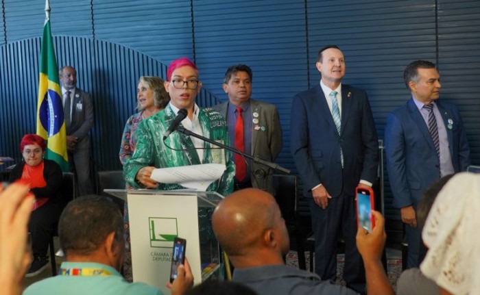 Câmara amplia acessibilidade e prepara votação de propostas sobre direitos das pessoas com deficiência