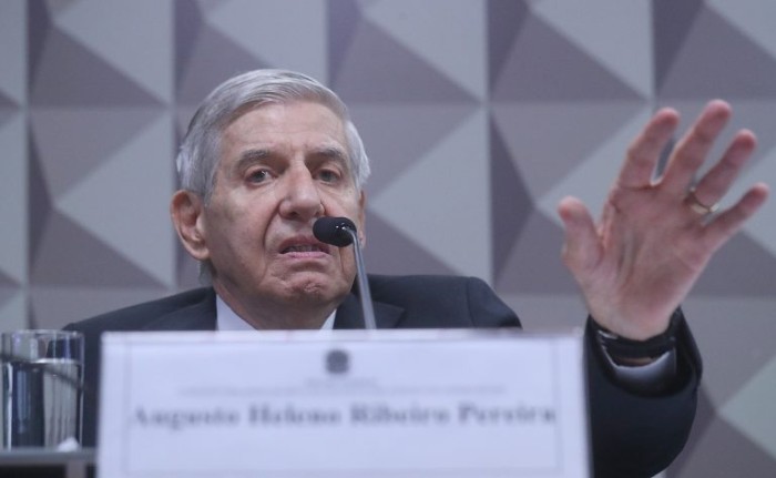 Em depoimento à CPMI, Augusto Heleno chama de ‘fantasia’ delação de Cid sobre reunião para tratar de golpe; assista