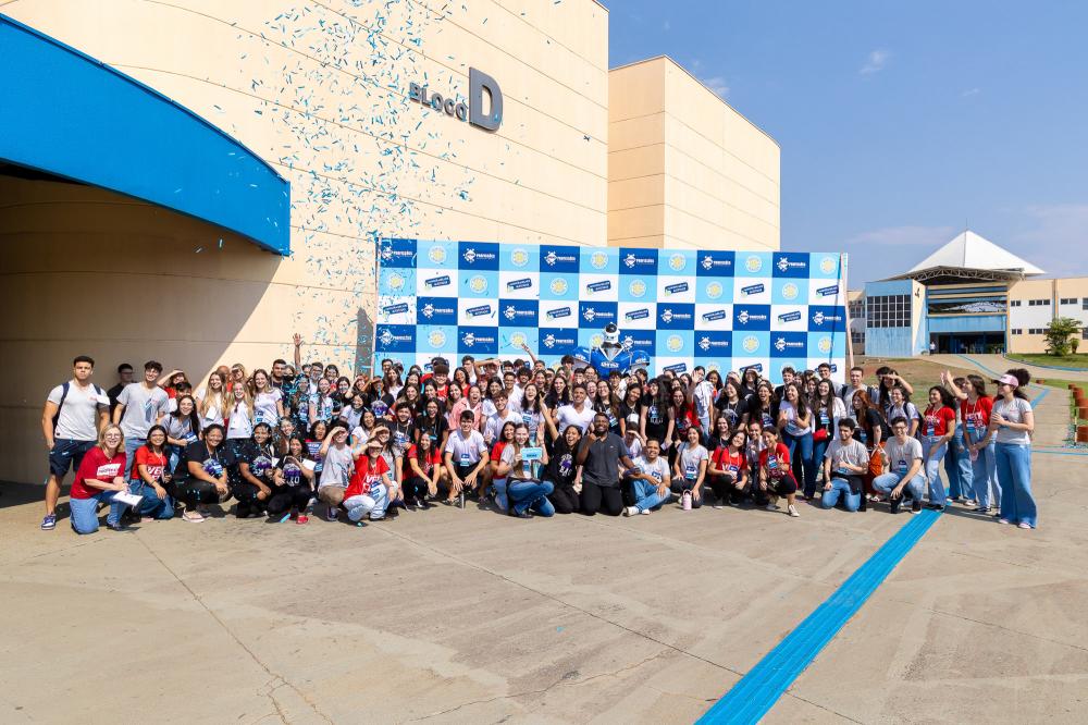 Alunos do ensino médio conhecem na prática alta qualidade dos cursos ofertados pelo UNIVAG
