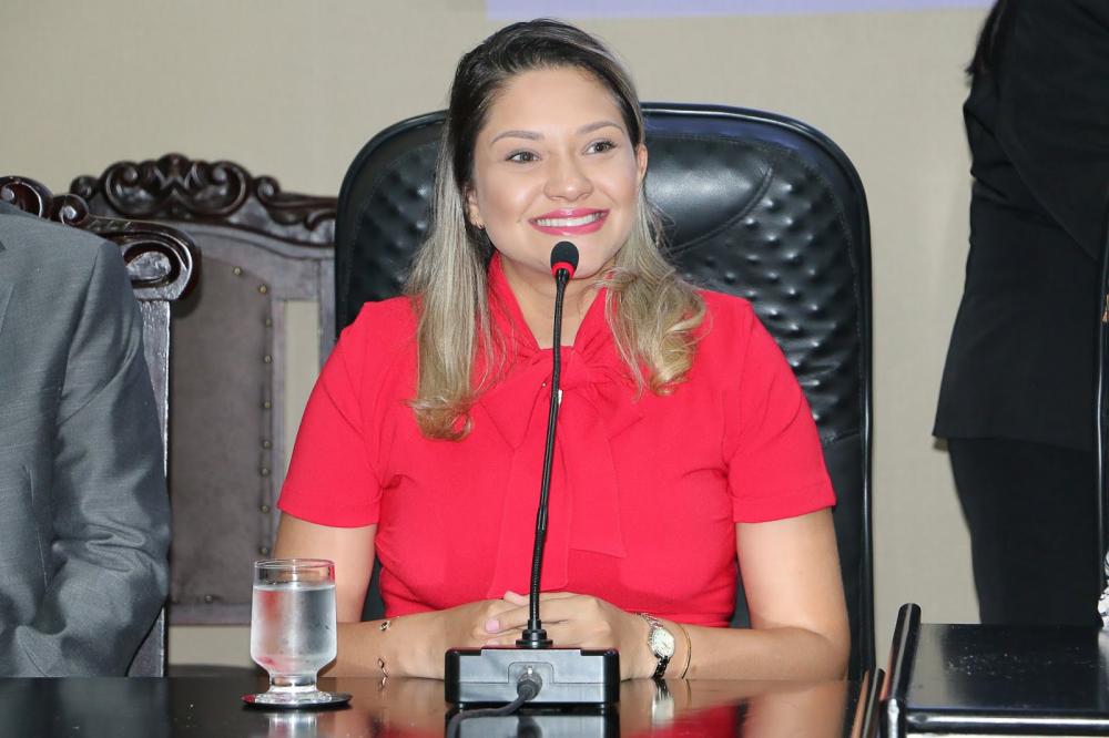 Tayane Castro desmente pesquisa e diz que prefeita de Leverger tem um terço do resultado divulgado