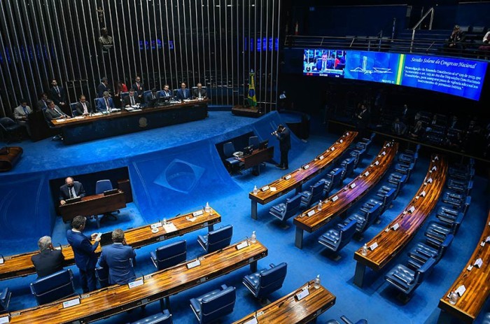 Congresso promulga duas emendas à Constituição na terça
