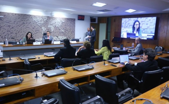 Conselho de Comunicação Social aponta preocupação com impacto da inteligência artificial no mercado de trabalho