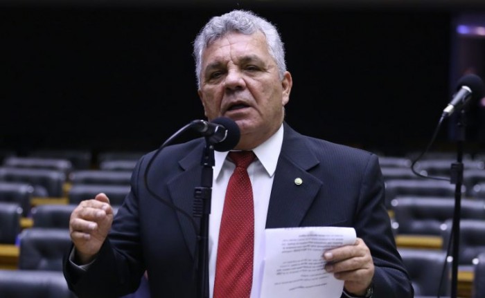 Projeto sugere plano nacional contra furto de cargas e fio de cobre