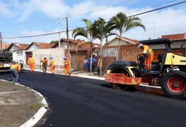 Vereador pede recapeamento asfáltico na avenida Claudino Francio entre a Perimetral Noroeste e rua Marcia Regina Ferreira Borba