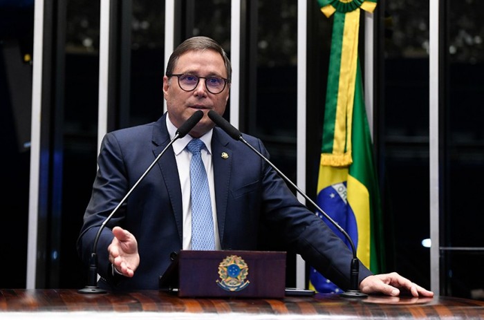 Carvalho Junior condena legalização do aborto e liberação de drogas