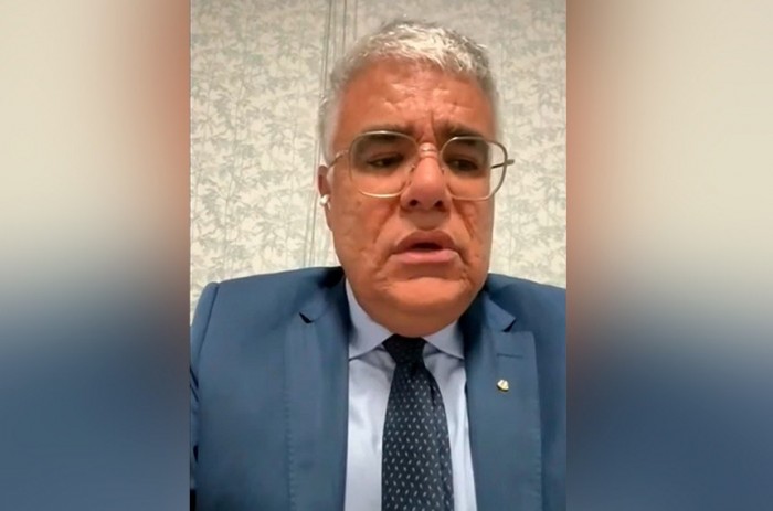 Girão questiona suposta interferência do governo em empréstimo à Argentina