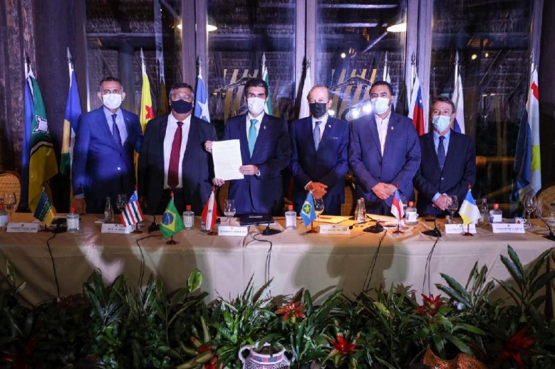 MT assina compromisso por bioeconomia em Fórum dos Governadores da Amazônia Legal