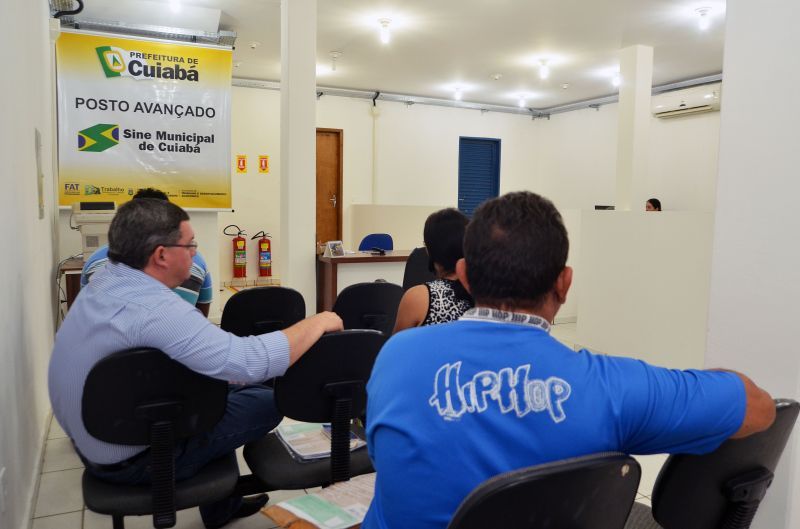 Sine oferece 462 vagas em Cuiabá nesta segunda-feira; veja salários e funções