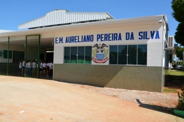 Vereador sugere reforma da quadra de esportes da Escola Municipal Aureliano Pereira