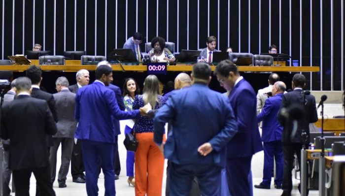 Câmara aprova urgência para projetos selecionados pela bancada feminina; acompanhe