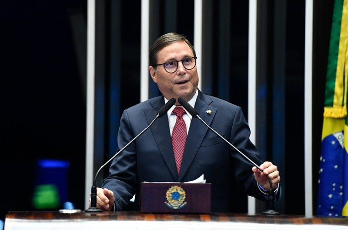 Mauro Carvalho Júnior se despede do Senado