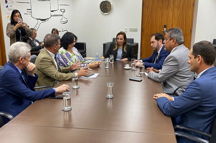 CPI das ONGs entrega à PGR denúncias sobre abusos do ICMBio no Acre