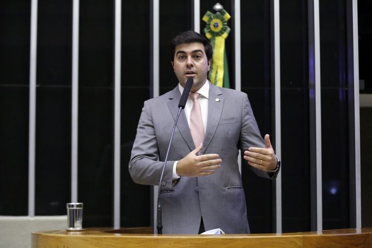 Comissão aprova projeto que prevê o desembarque fora do ponto de ônibus à noite e de madrugada