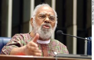 CCJ aprova inscrição do nome de Abdias do Nascimento no Livro dos Heróis e Heroínas da Pátria