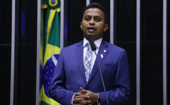 Comissão aprova projeto que exige equipamentos para pessoas com deficiência em hospitais