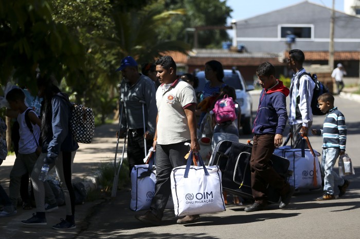 Governo cria rede para promover integração de migrantes no país