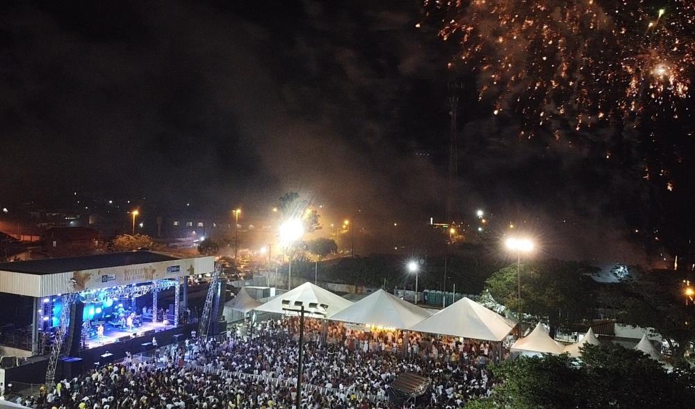 Réveillon de Chapada dos Guimarães terá pista gratuita e camarotes exclusivos