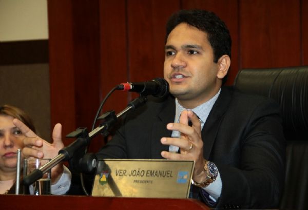 Ex-vereador João Emanuel é condenado a devolver R$ 3 milhões aos cofres públicos 
