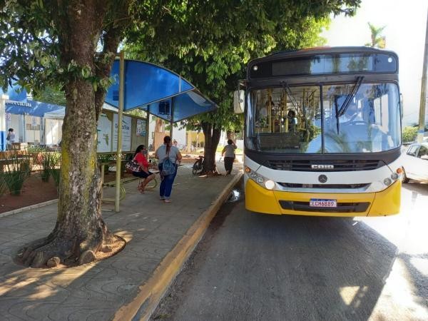 Vereador quer implantação de ponto de ônibus coberto no Morada do Sol