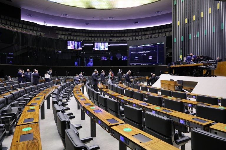 Plenário pode votar nesta quinta limite a reajuste de aluguéis pelo IPCA