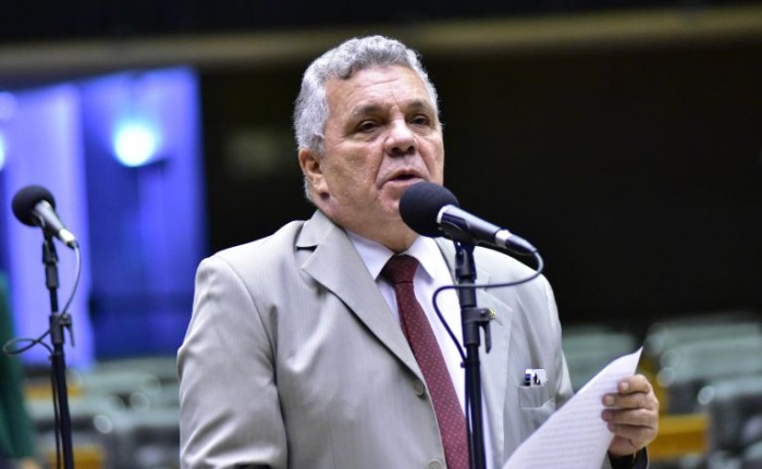 Projeto altera nome do Dia do Idoso para Dia Nacional do Respeito aos Idosos